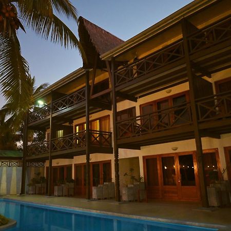 Hotel Baobab Cafe Morondava Exterior foto